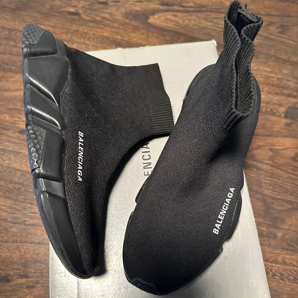 Balenciaga Speed Trainers Size 7 black/black Used/like new